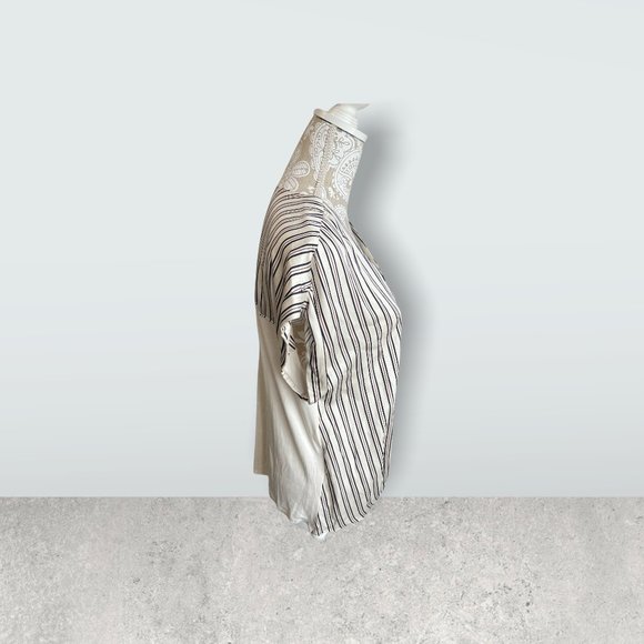 URBAN affair women’s pinstriped top size 1X. - Picture 3 of 7